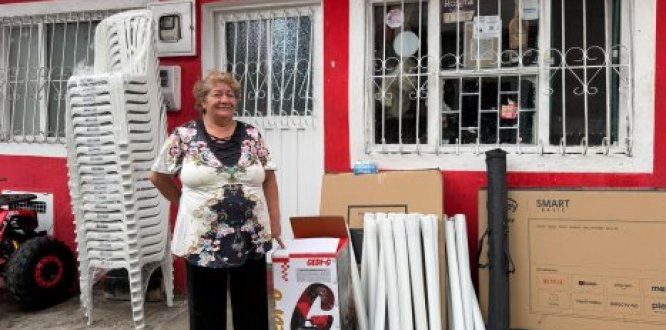 Entregas de fortalecimento con ayudas tecnológicas y logísticas para comunidades en Usme