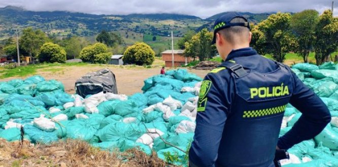 Operativo realizado en veredas de Usme sobre ocupaciones ilegales Operativo realizado en veredas de Usme sobre ocupaciones ilegales